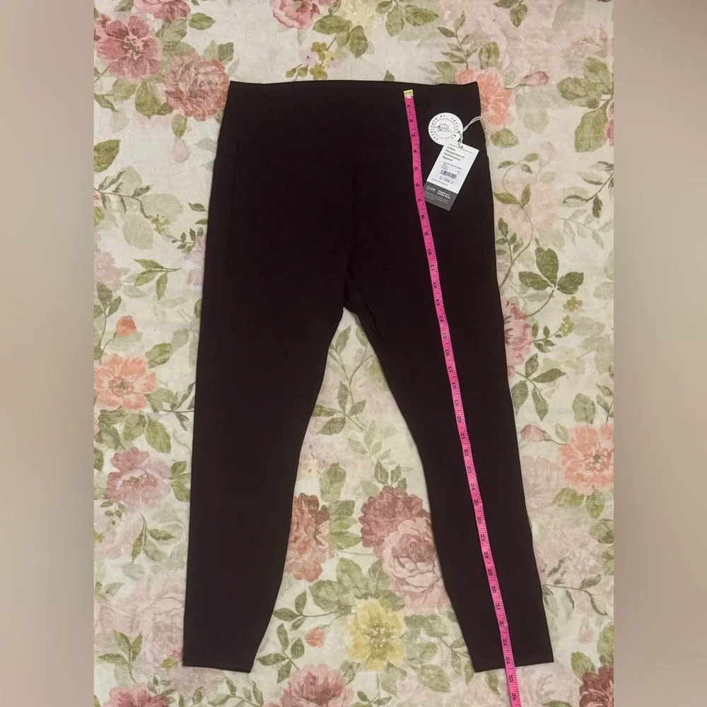 NWT Vuori AllTheForm Pocket Leggings - Picture 12 of 14